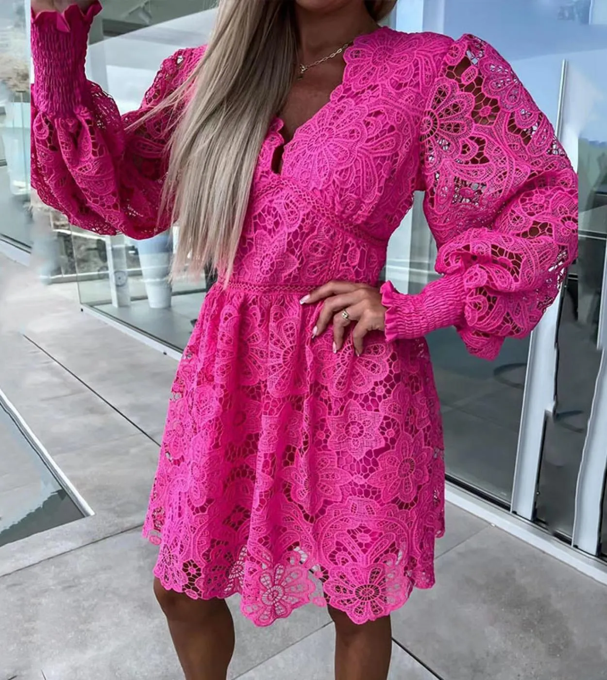 Abito da sera solido in pizzo ricamato Abito da donna casual a maniche lunghe con scollo a V a vita alta Elegante scollo a V pro