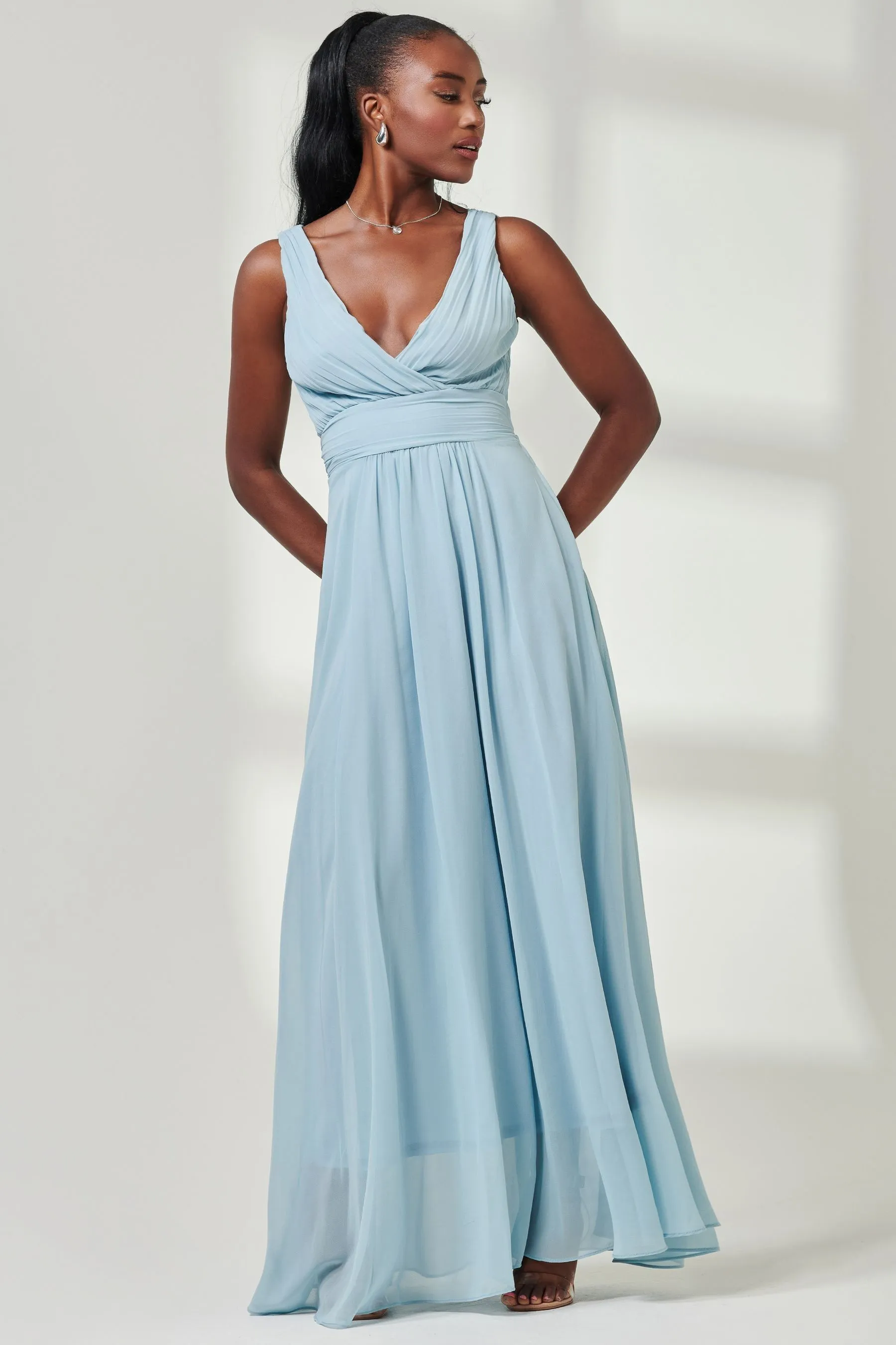 Abito maxi in chiffon con corpino Jolie Moi A pieghe