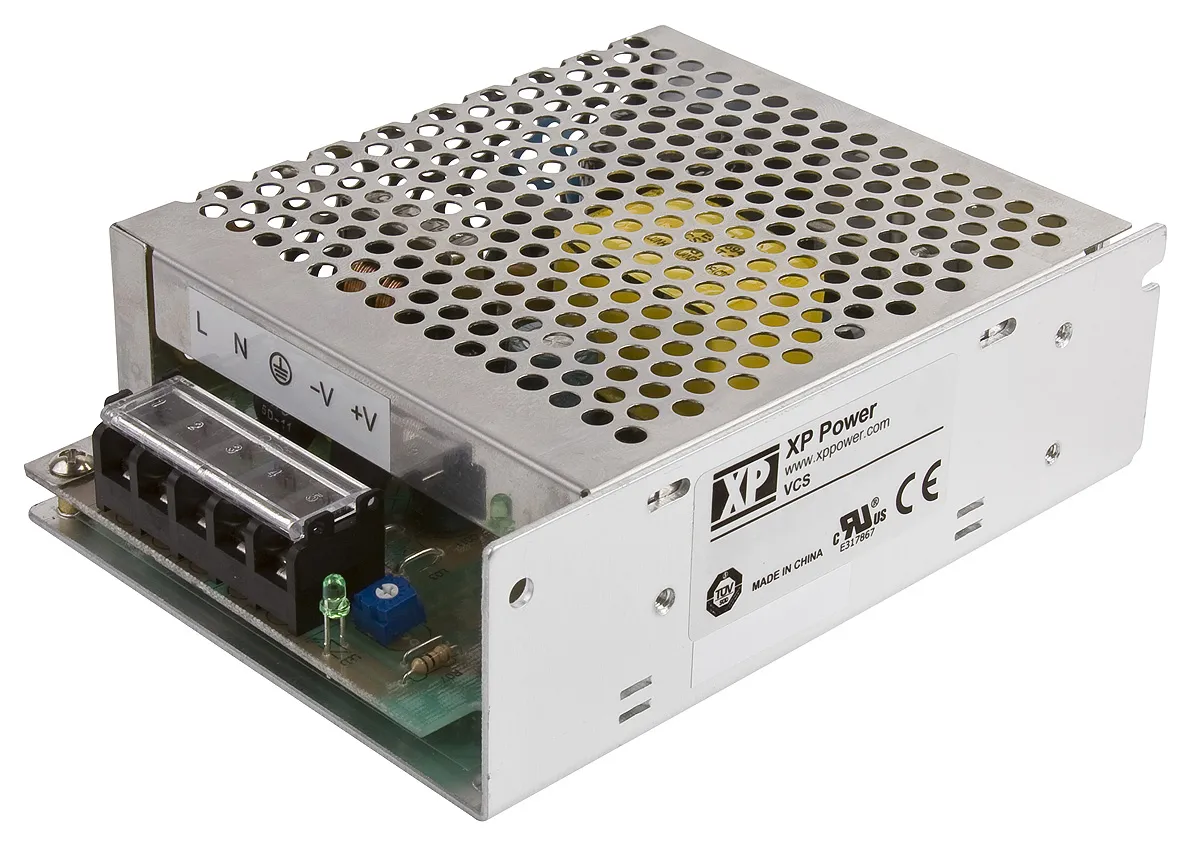 Alimentatore switching XP Power VCS50US24, 50W, ingresso 127 → 370 V dc, 85 → 264 V ac, uscita 24V cc,