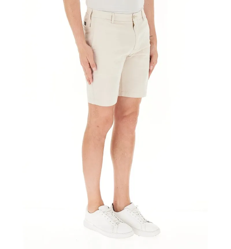 Bermuda chino