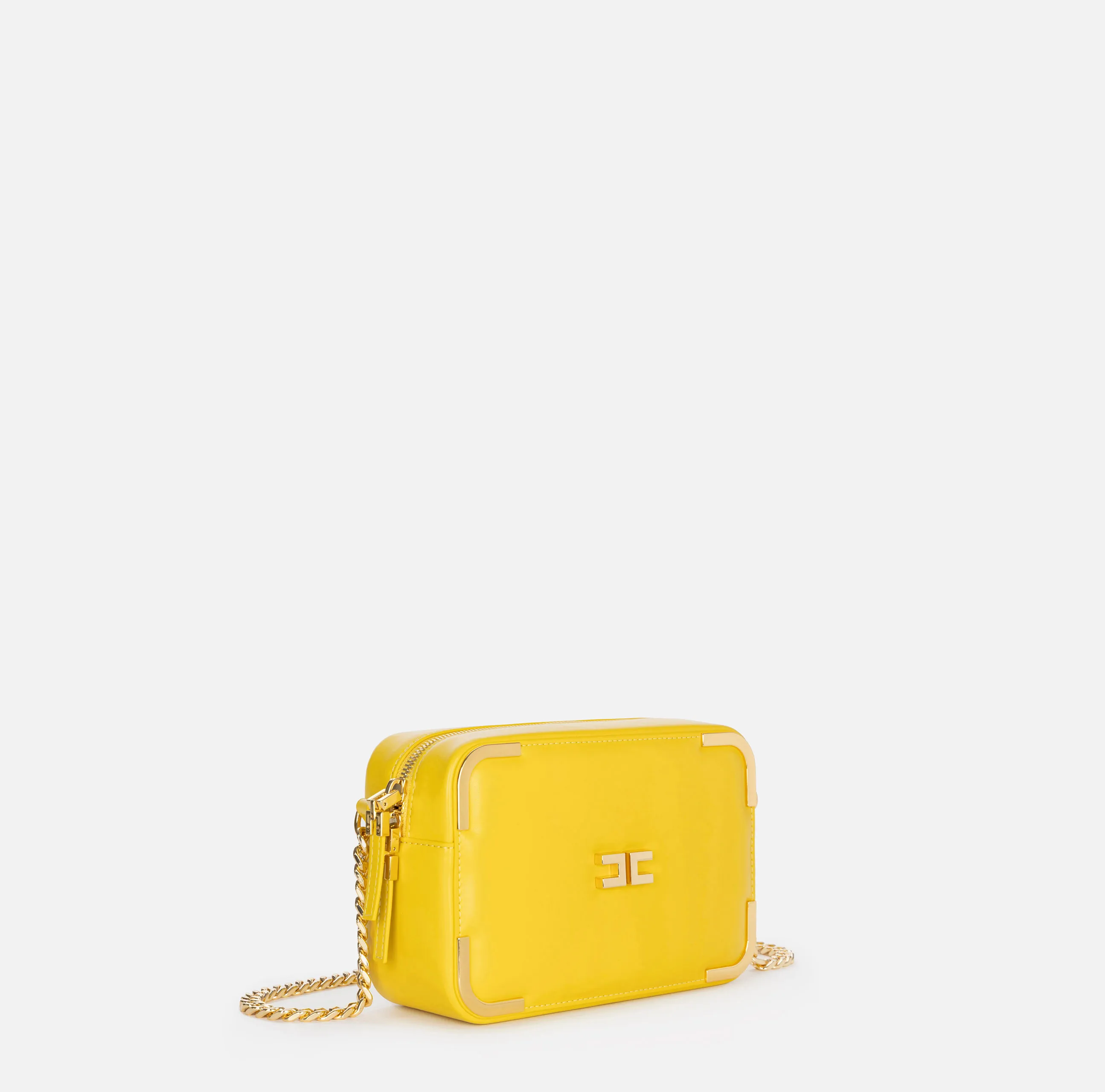 Borsa a tracolla in materiale effetto pelle con angoli in metallo