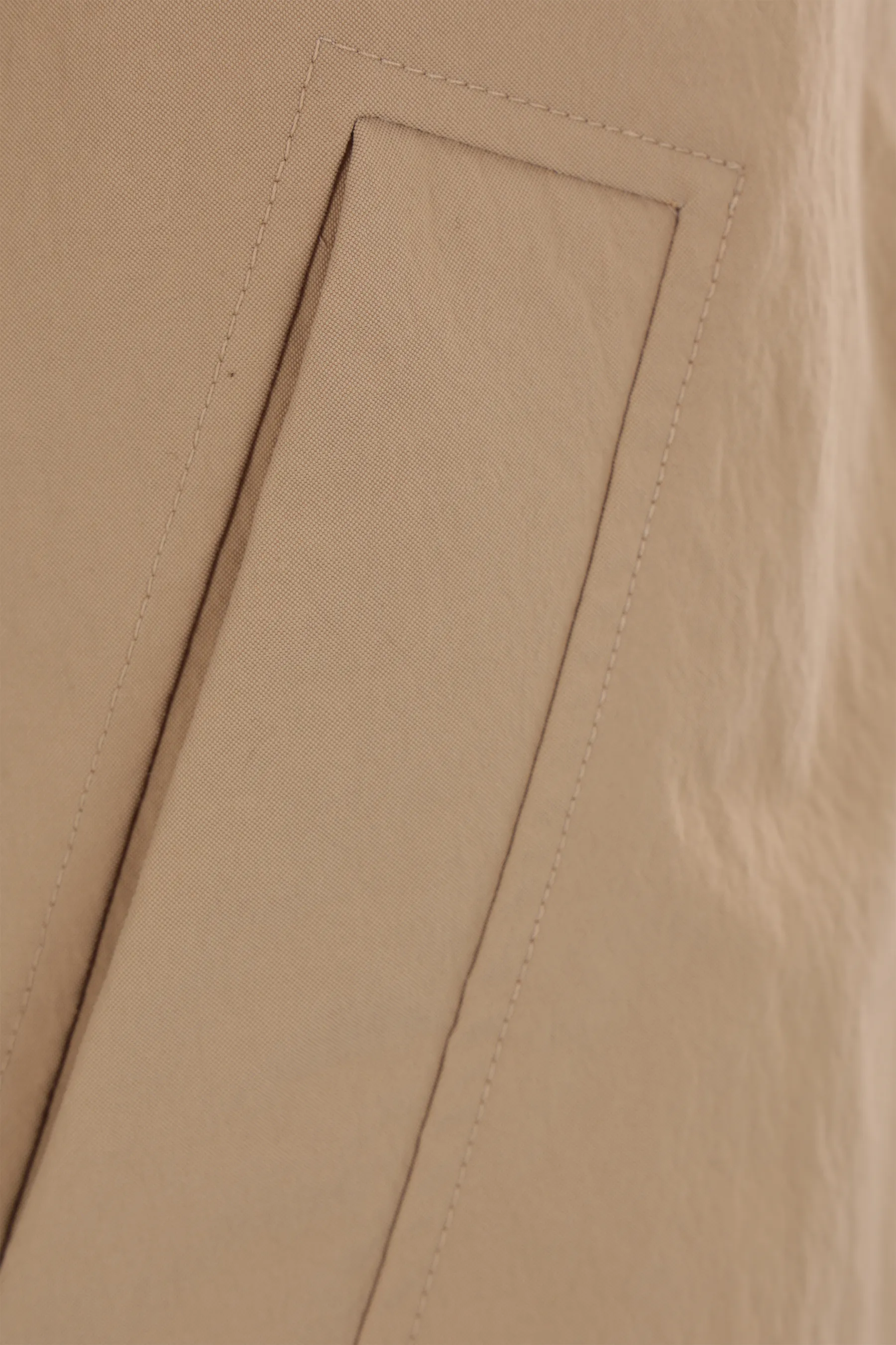  BRUNELLO CUCINELLI piumino in nylon con Shiny Loop 