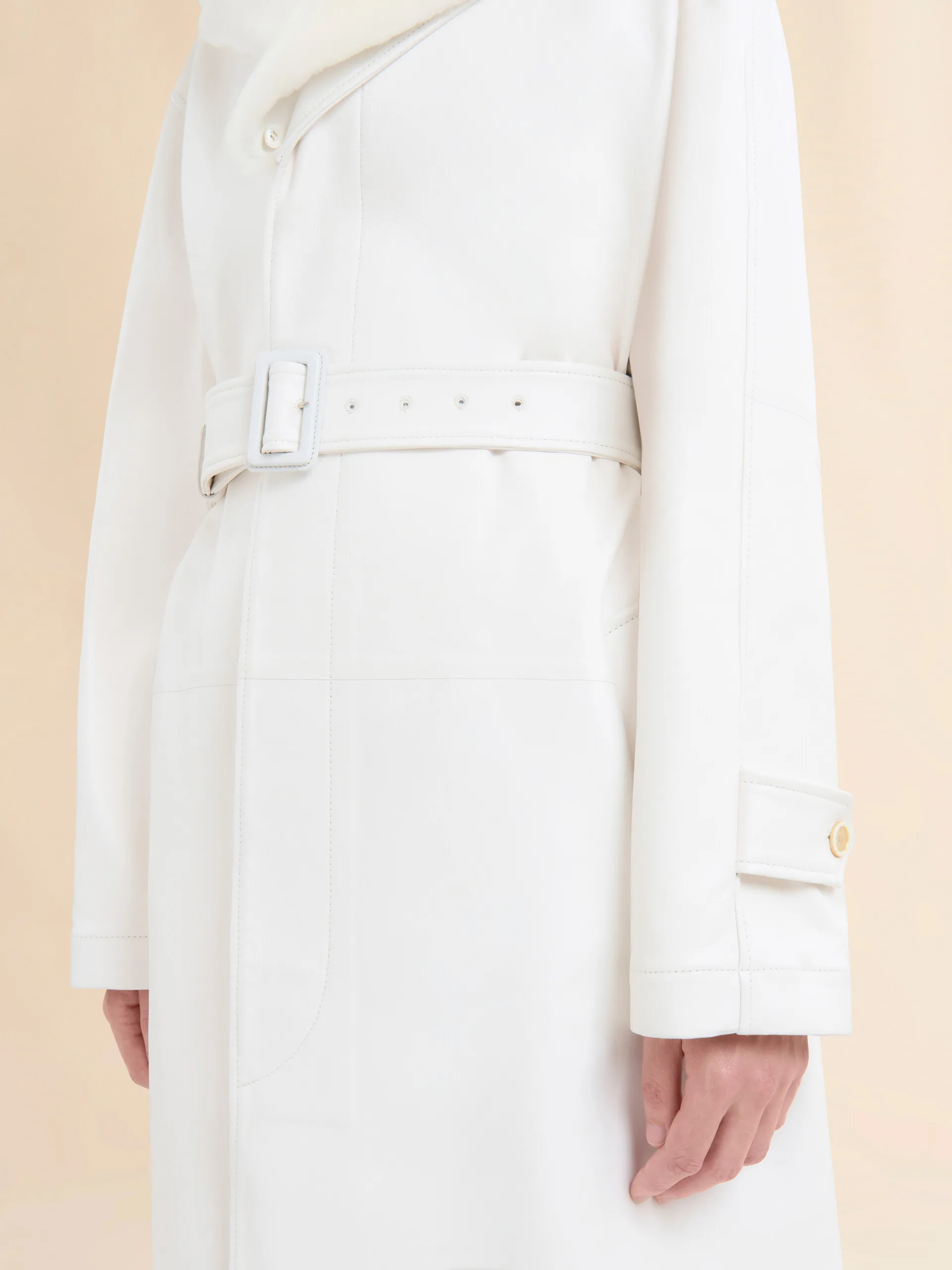 Cappotto in nappa bianca con collo in shearling