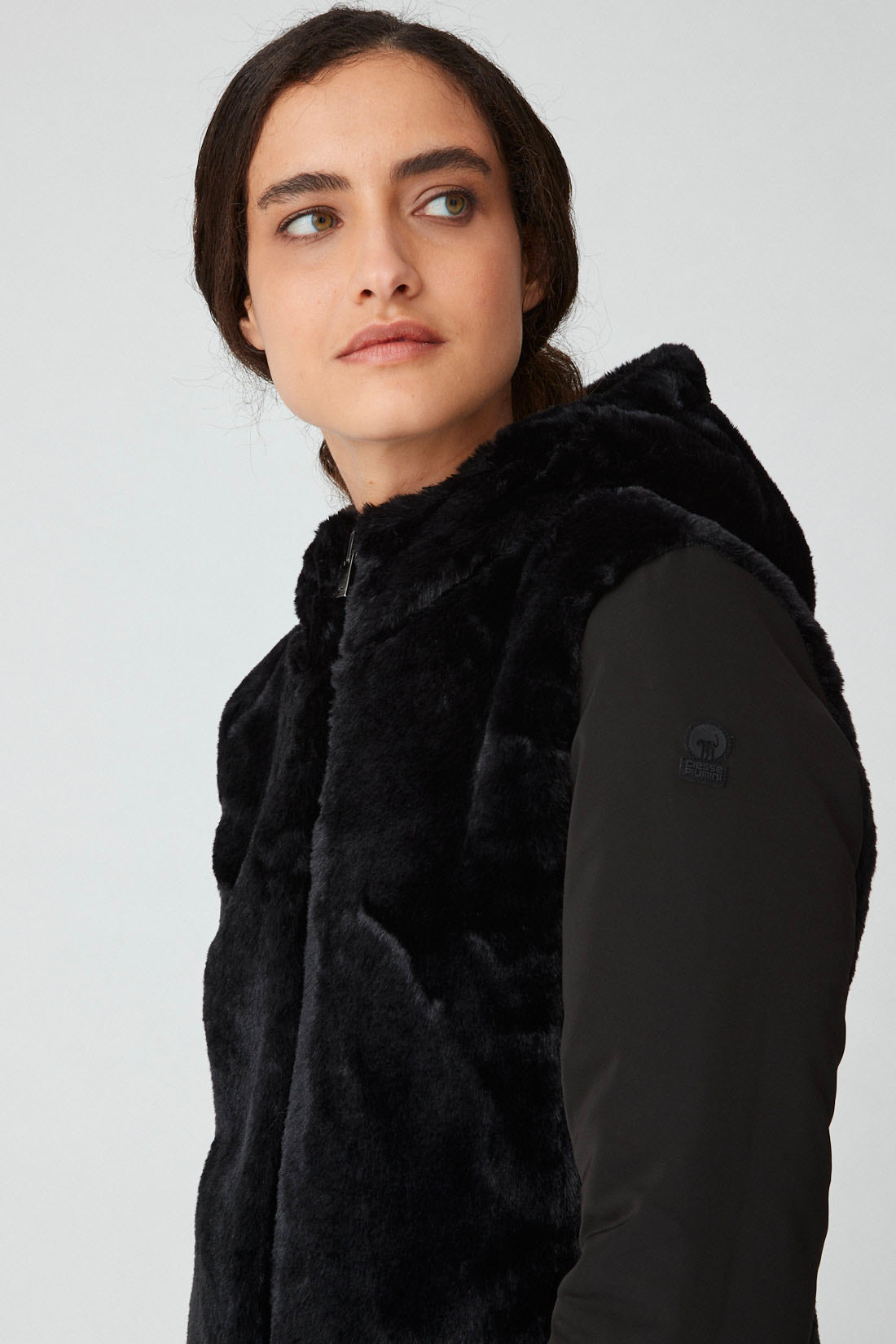 CLAIRE – Piumino nero lungo reversibile