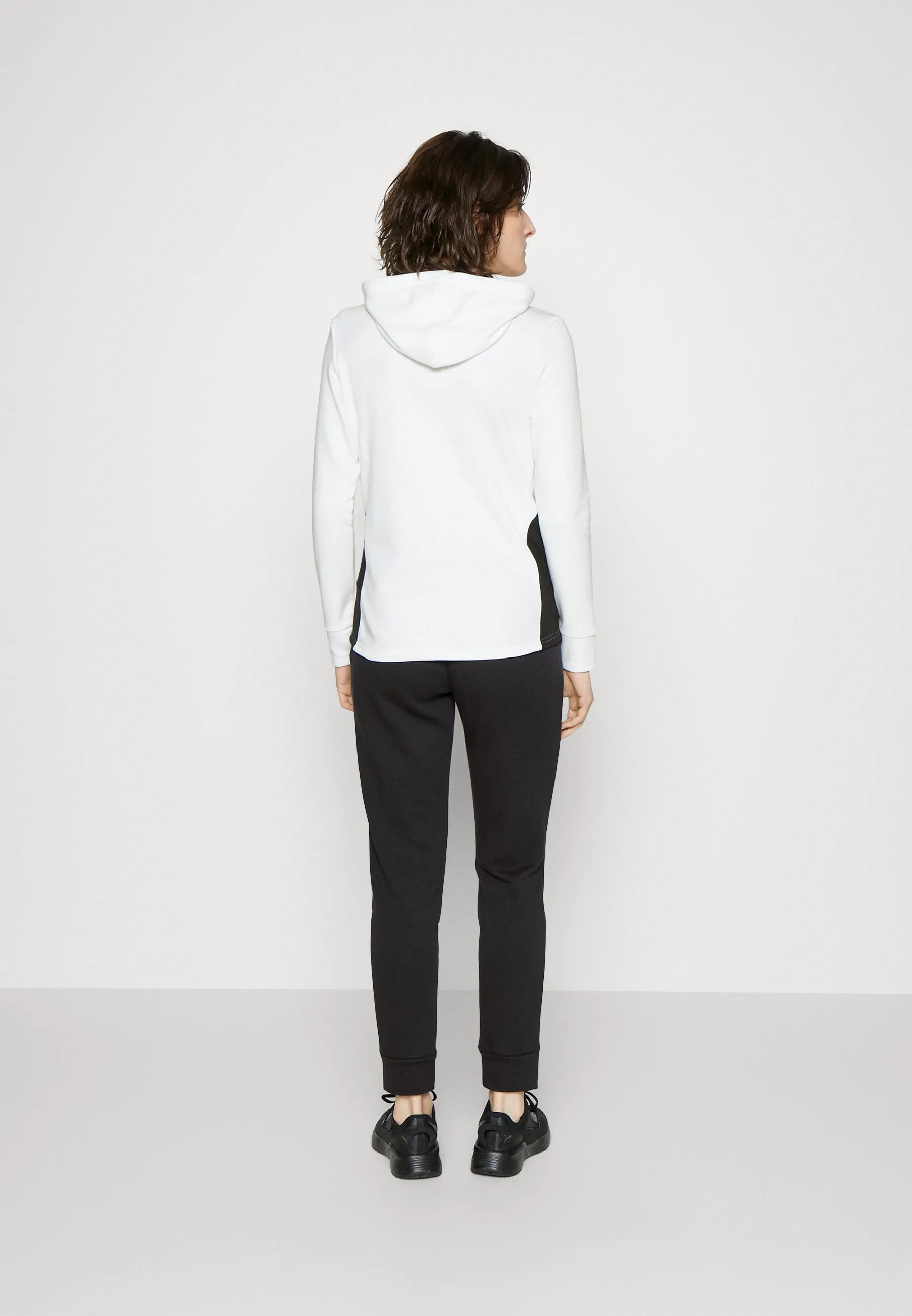 CLASSIC HOODED - Tuta