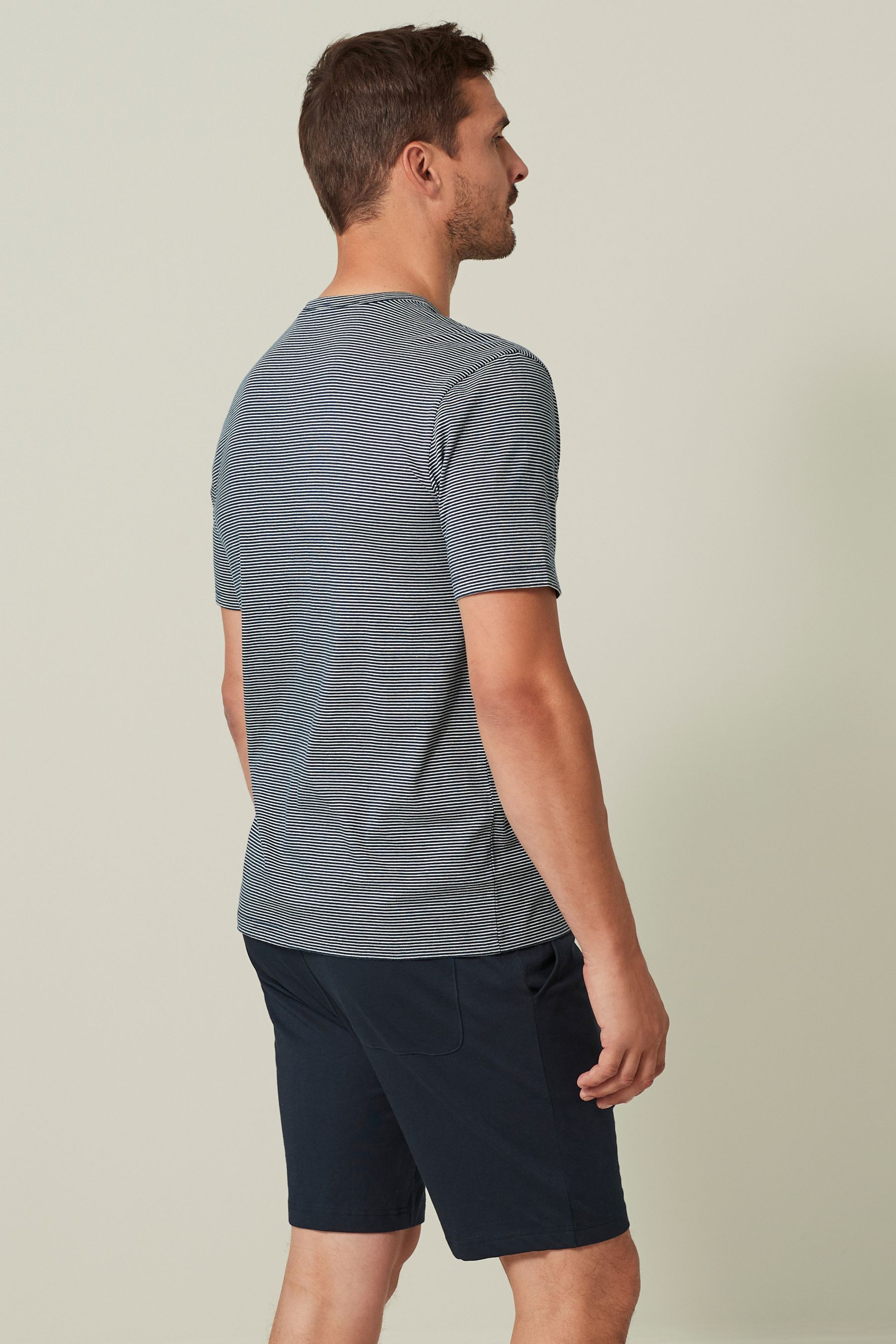 Completo pigiama con shorts in jersey