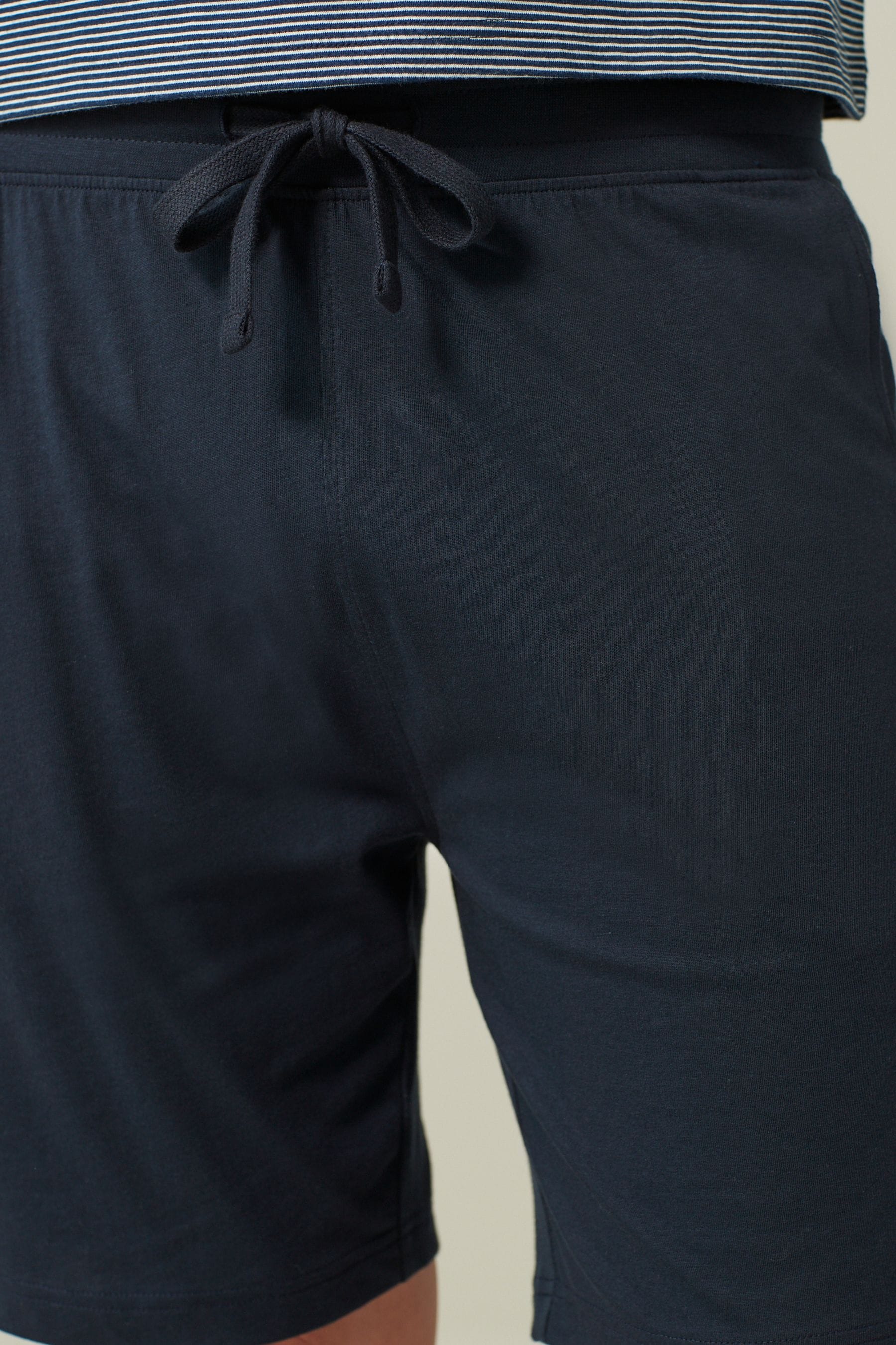 Completo pigiama con shorts in jersey