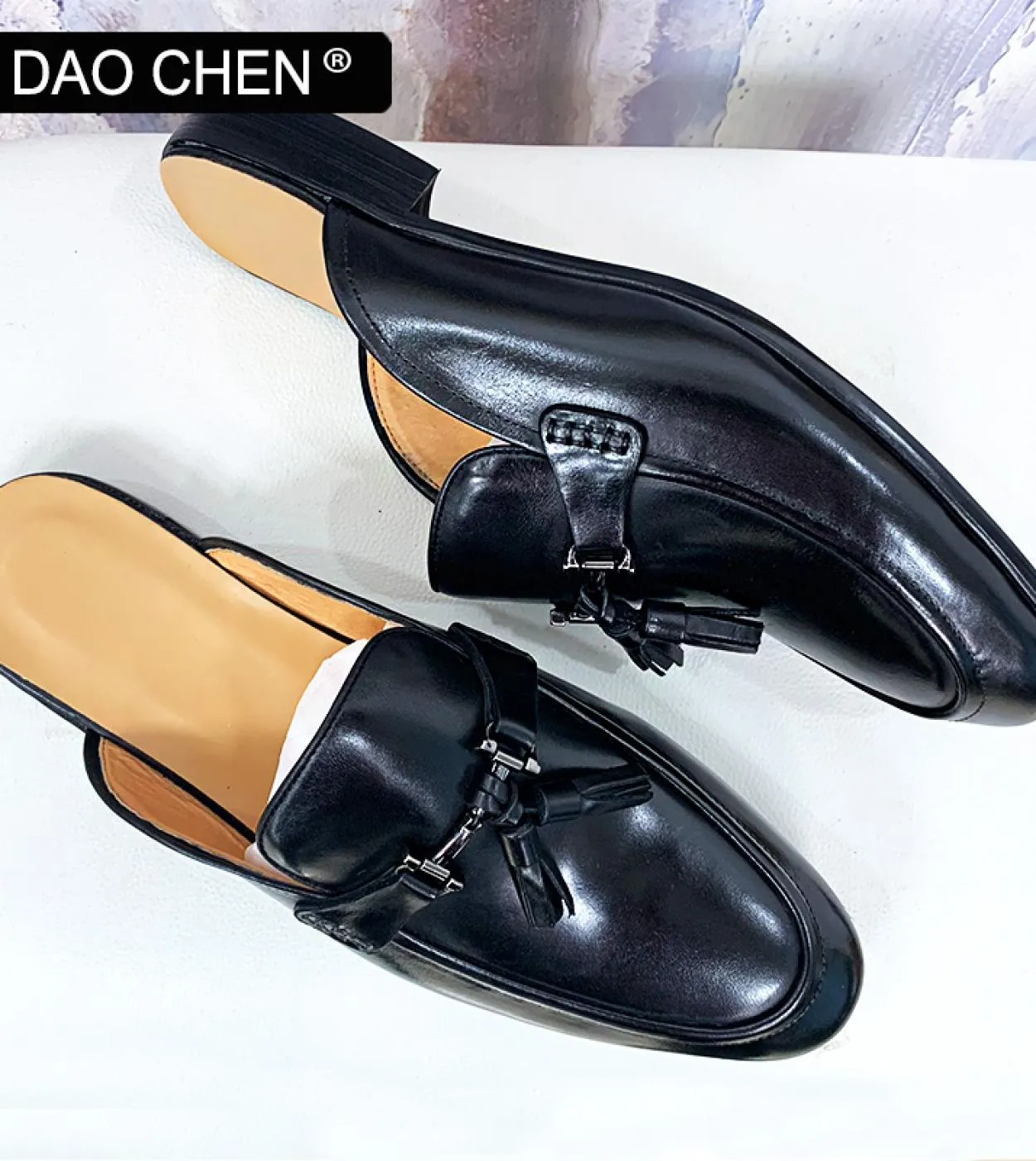 Daochen Mules Scarpe da uomo Nero Marrone Moda Morsetto da uomo Abito estivo Scarpe casual in pelle Tassel Slip On Mezze scarpe
