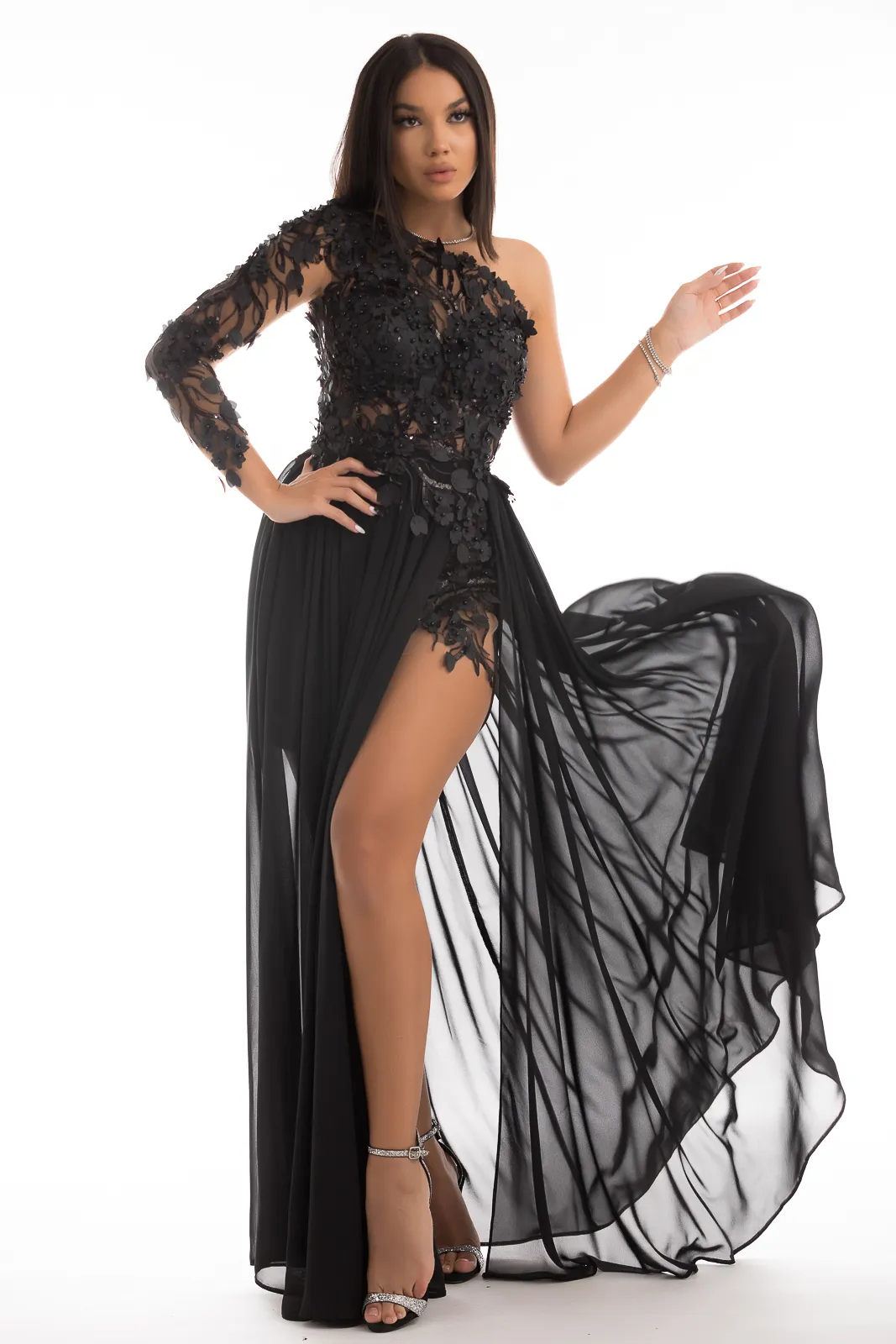 Elegante abito da cerimonia modello mono manica