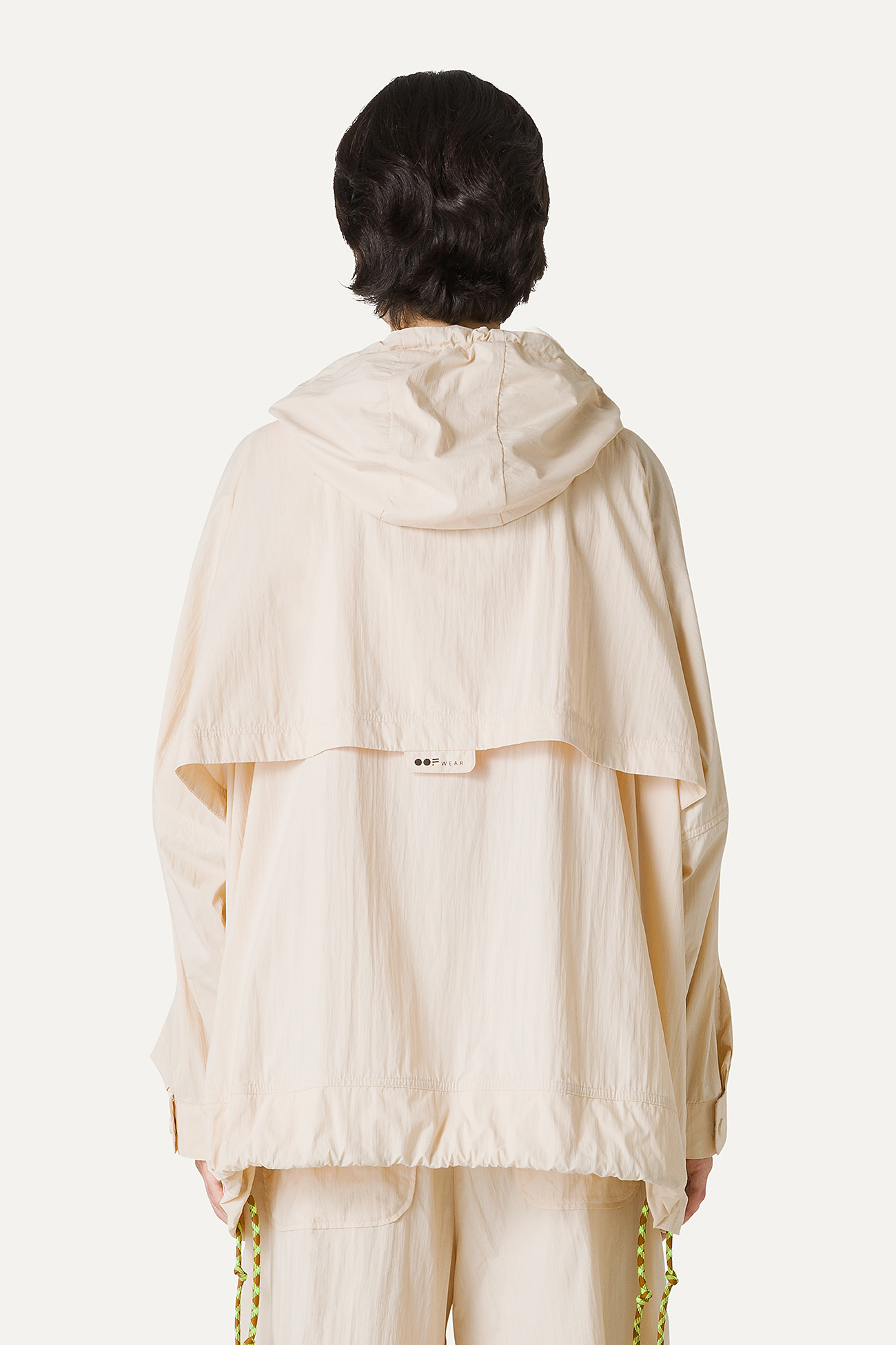 GIACCA CON CAPPUCCIO OVER IN NYLON 9206 - CREMA