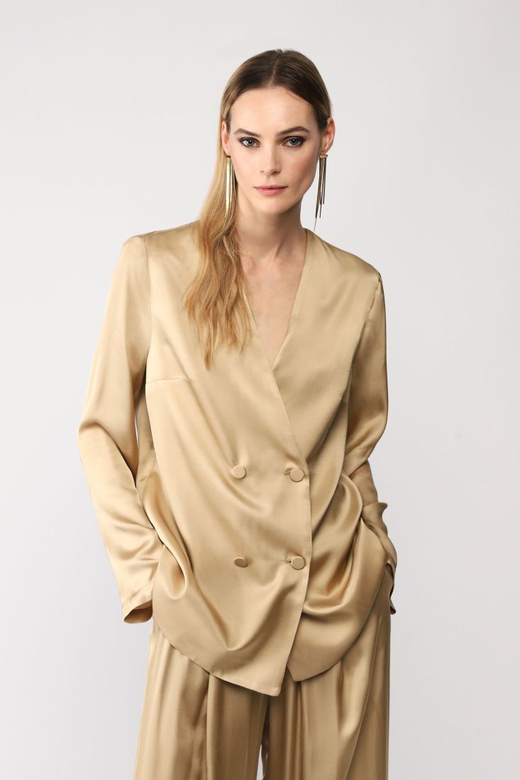 Giacca oversize doppiopetto monocolour effetto satin