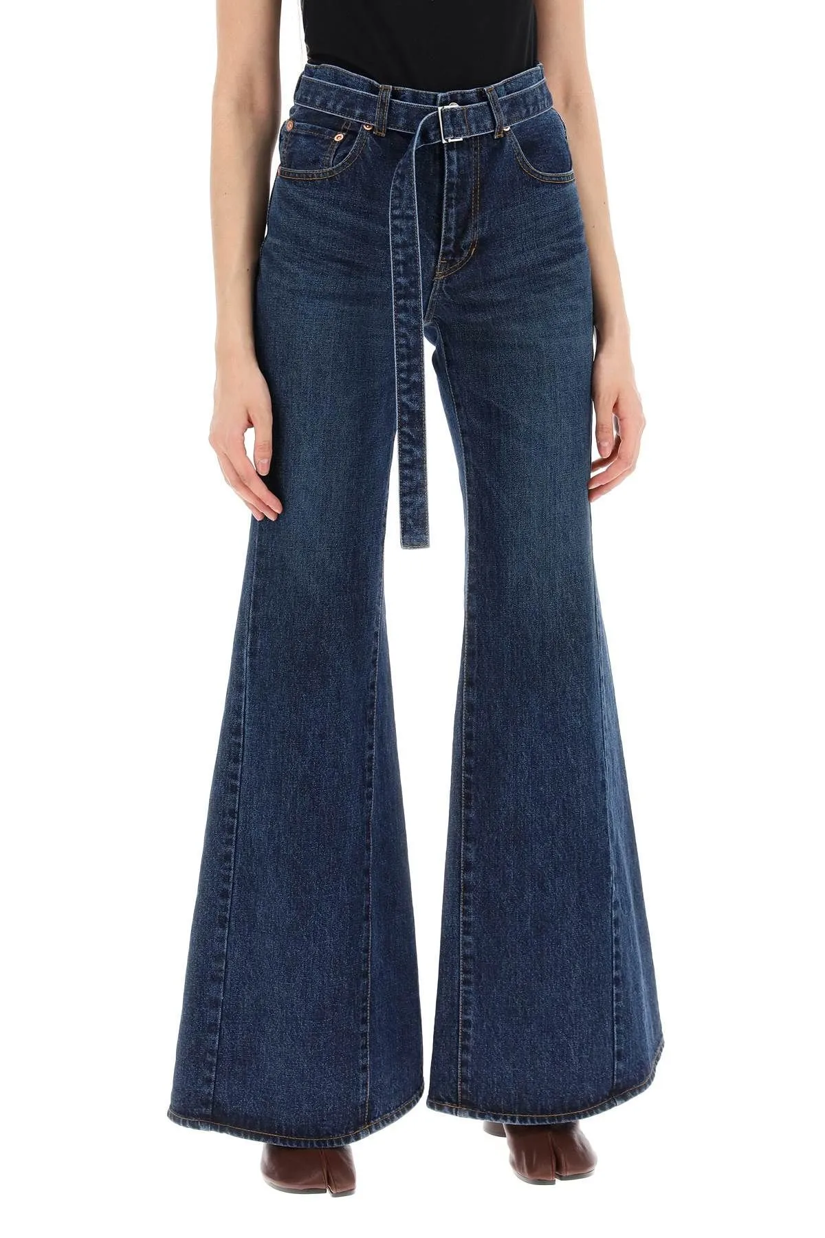 Jeans boot cut con cintura abbinata