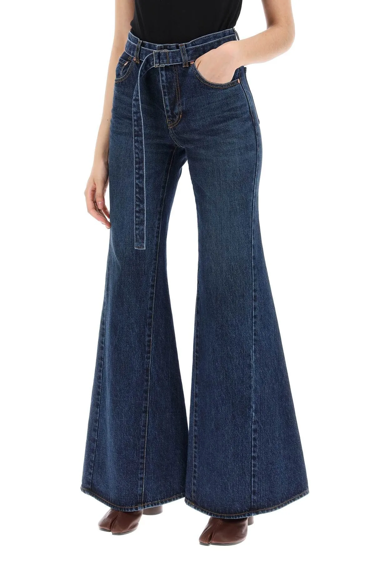 Jeans boot cut con cintura abbinata