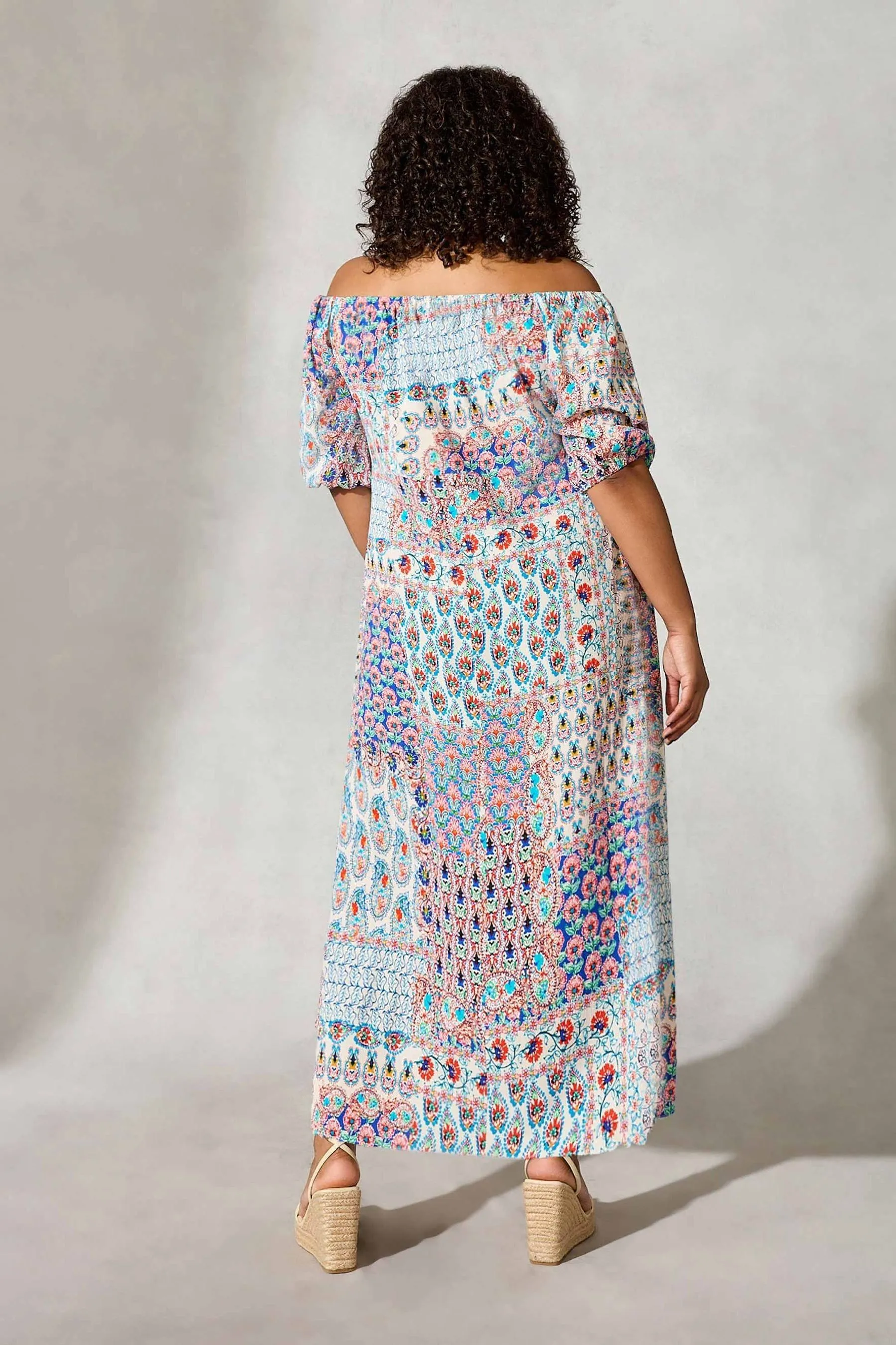 Live Unlimited Curve - Abito maxi con scollo alla Bardot Stampa mosaico