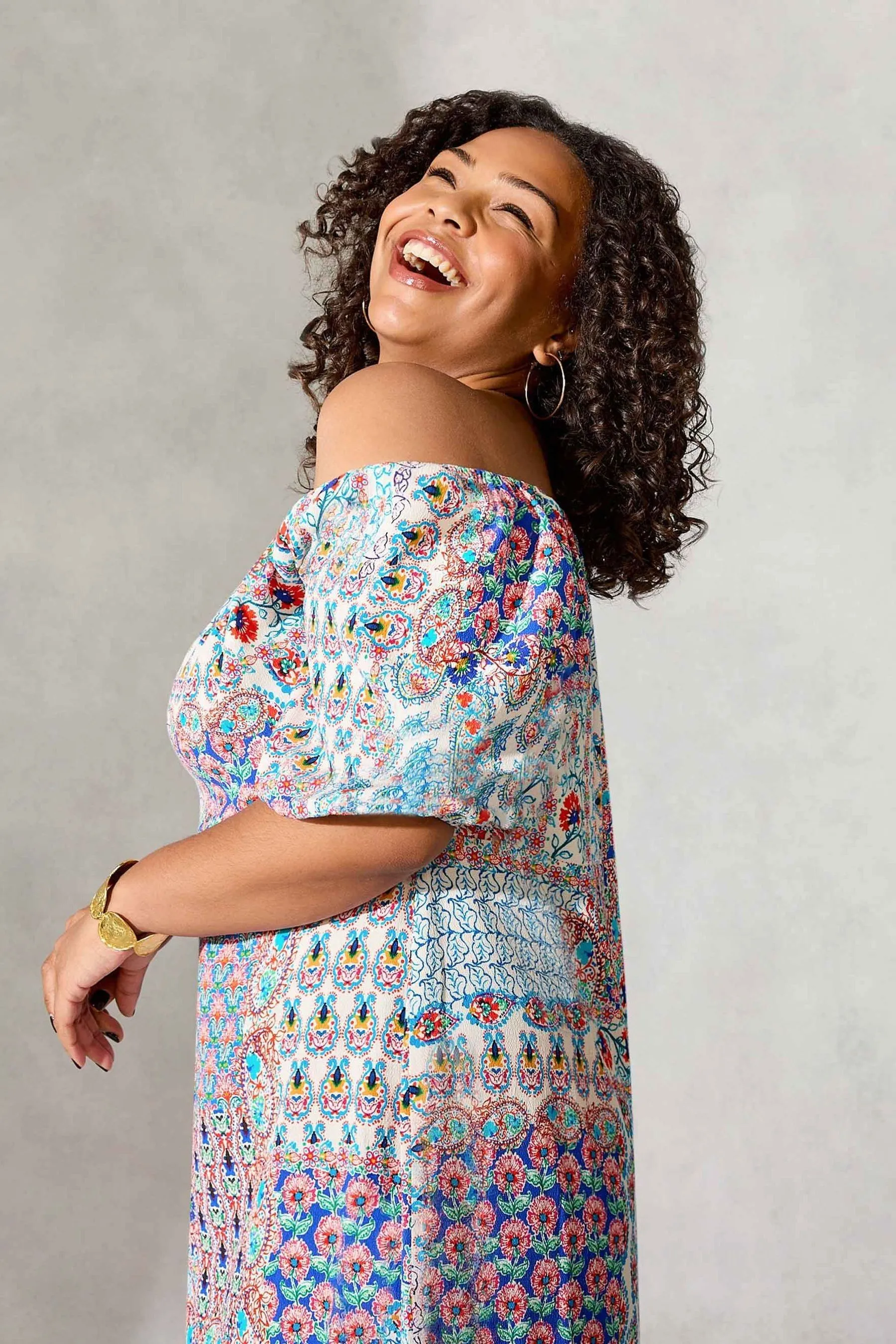 Live Unlimited Curve - Abito maxi con scollo alla Bardot Stampa mosaico