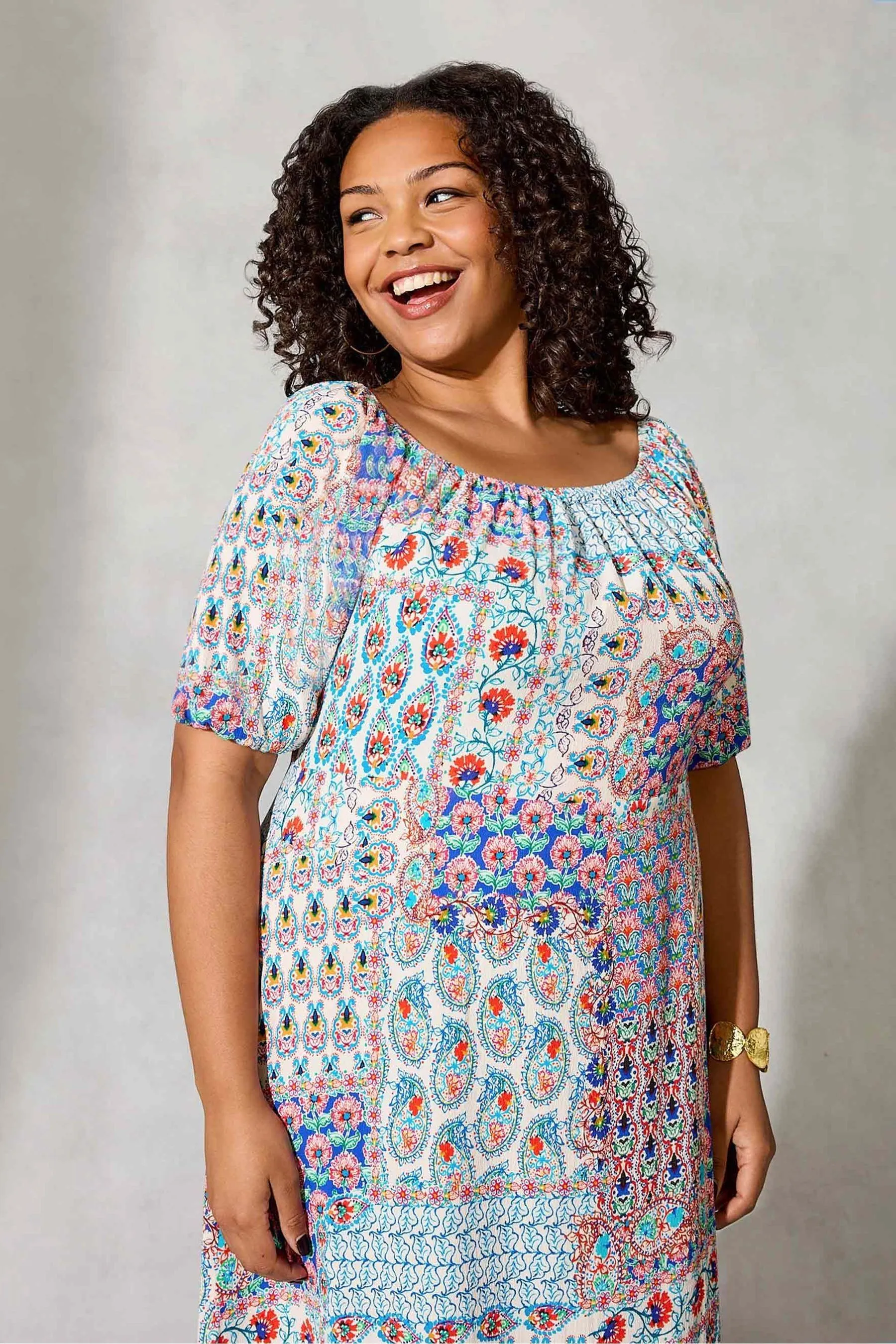 Live Unlimited Curve - Abito maxi con scollo alla Bardot Stampa mosaico