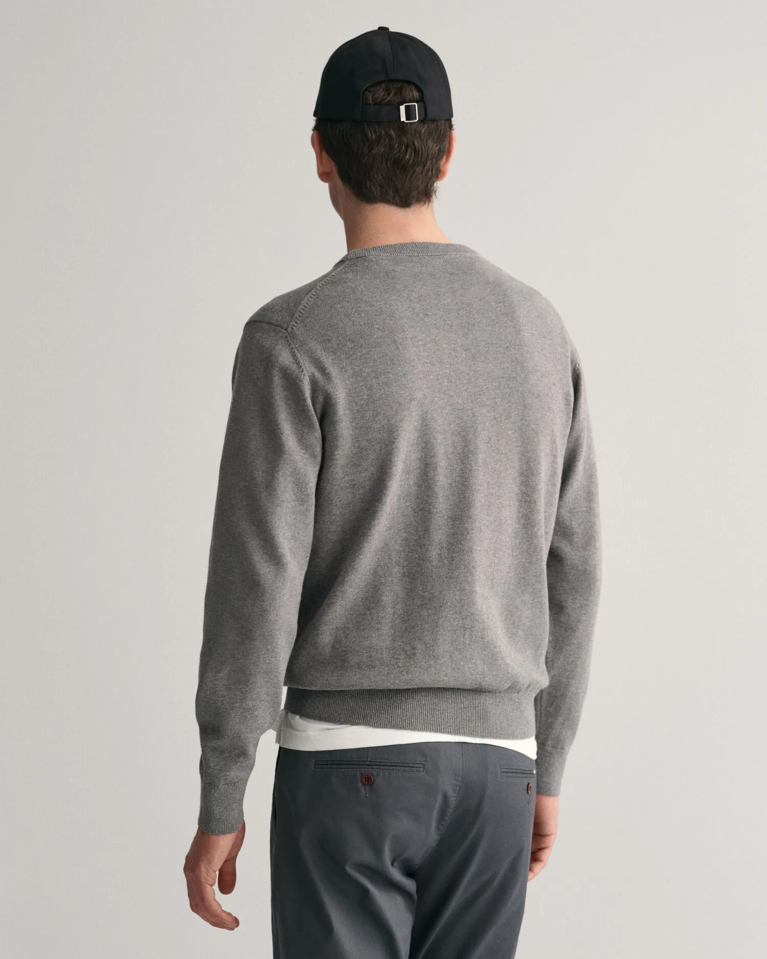 Maglia girocollo in cotone classico    
