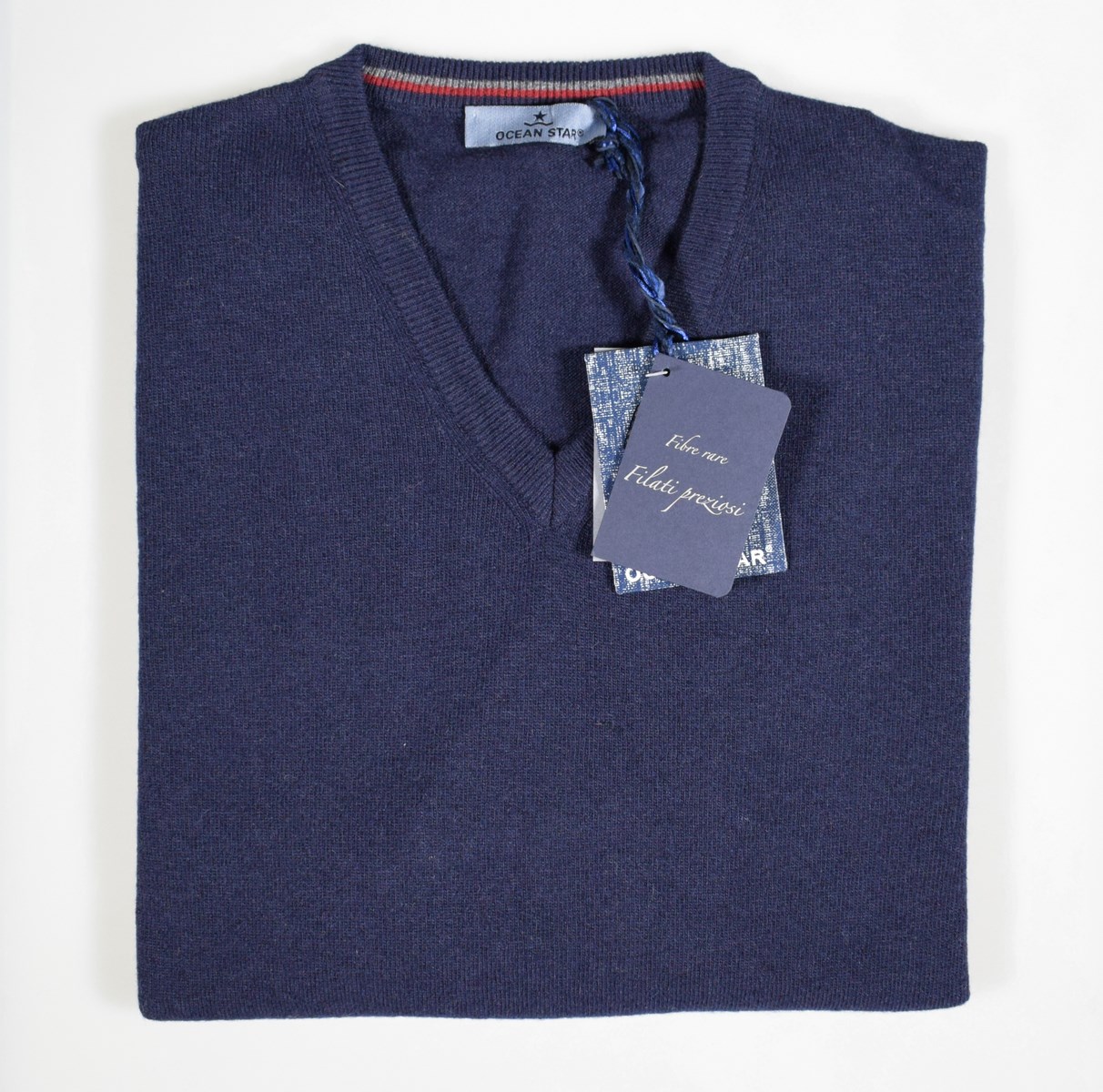 Maglione pullover scollo a V ocean star in quattro colori