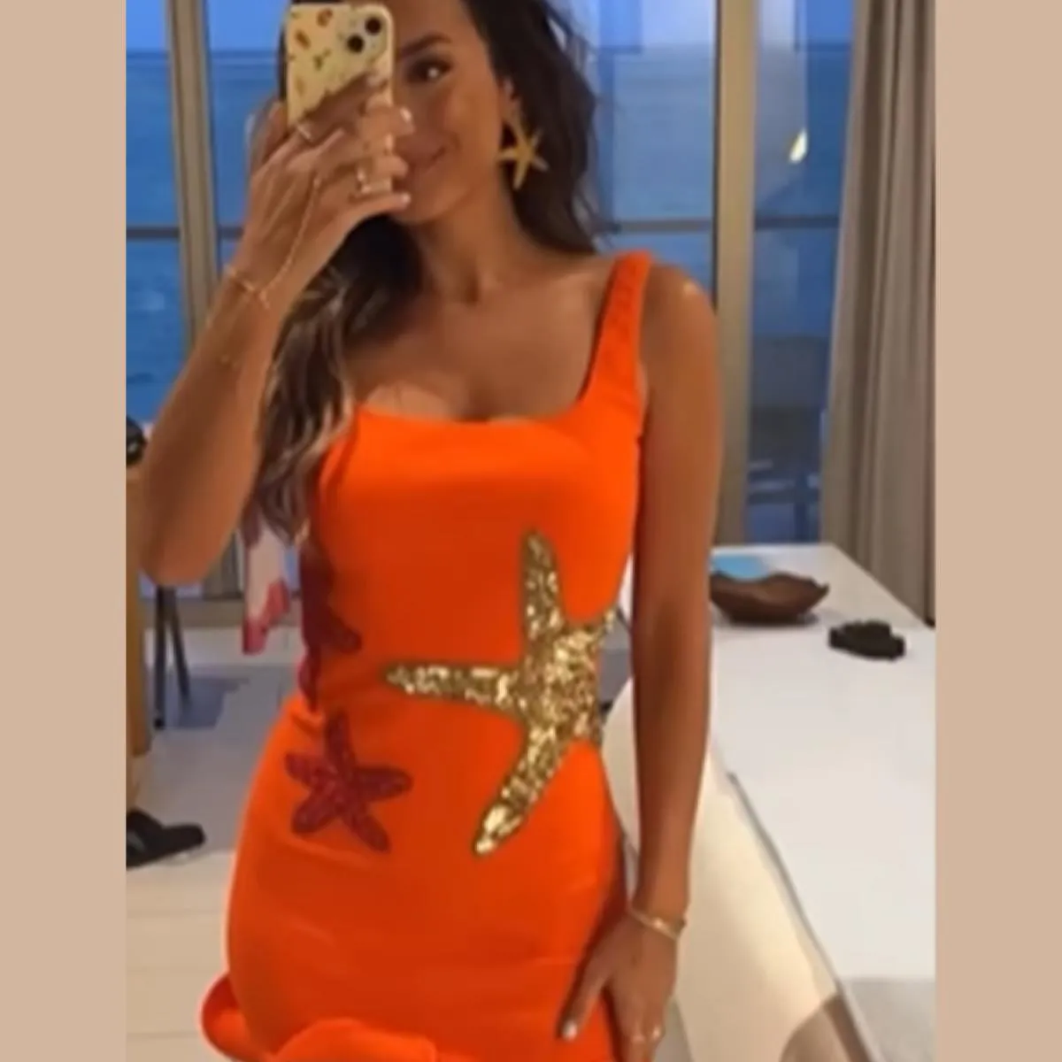 Mini abito con paillettes scintillanti per le donne Abito senza maniche aderente con cimossa aderente Abito estivo femminile per