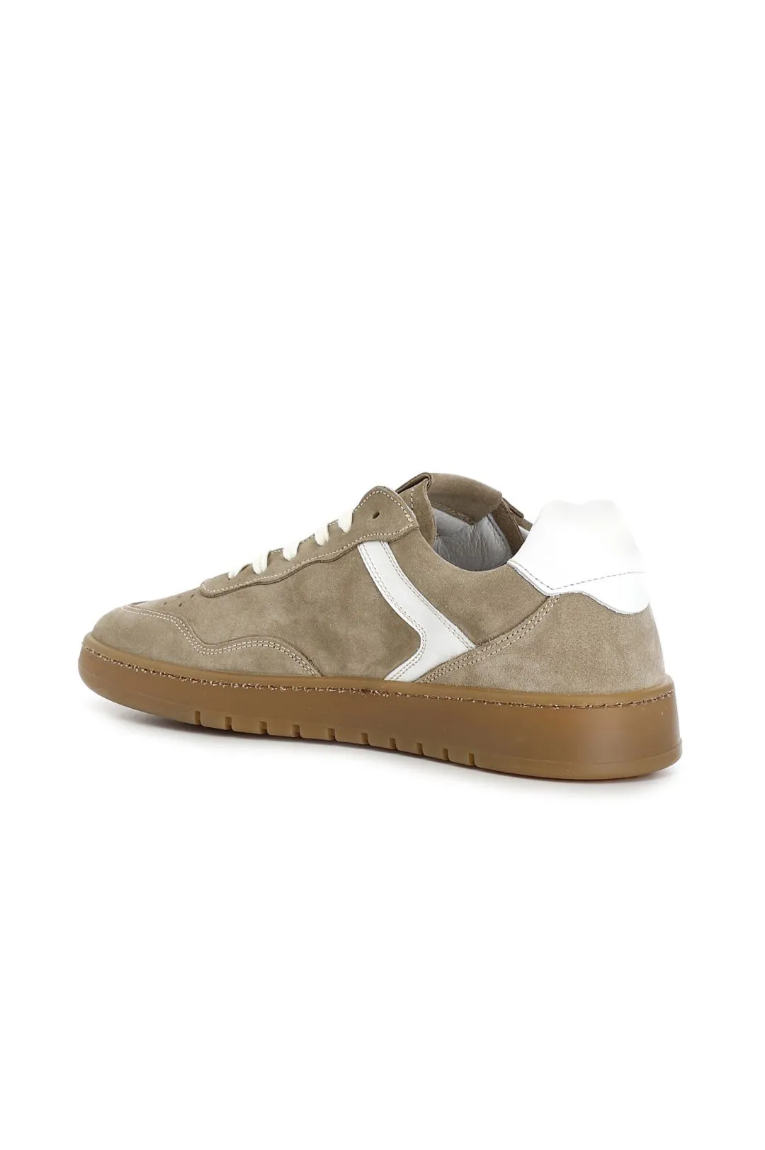 scarpa in pelle scamosciata allacciata sabbia