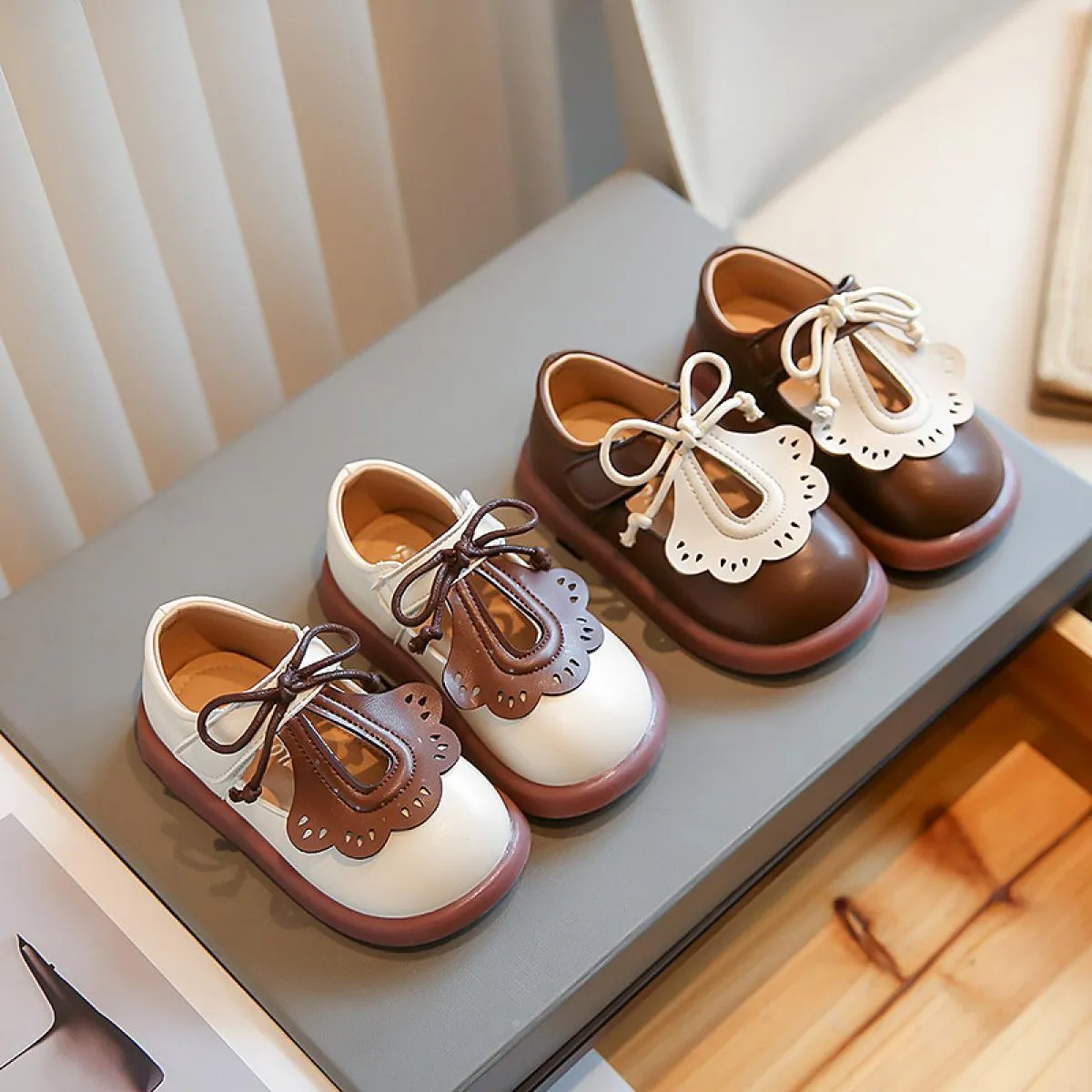 Scarpe da vacanza per ragazze Mary Janes di base Scarpe per bambini Appartamenti Scarpe casual antiscivolo per bambini Studenti