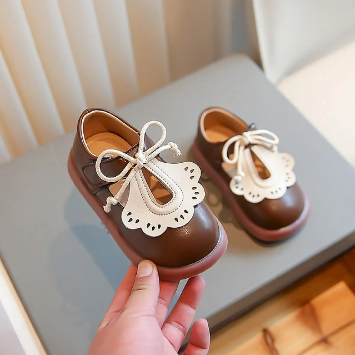 Scarpe da vacanza per ragazze Mary Janes di base Scarpe per bambini Appartamenti Scarpe casual antiscivolo per bambini Studenti