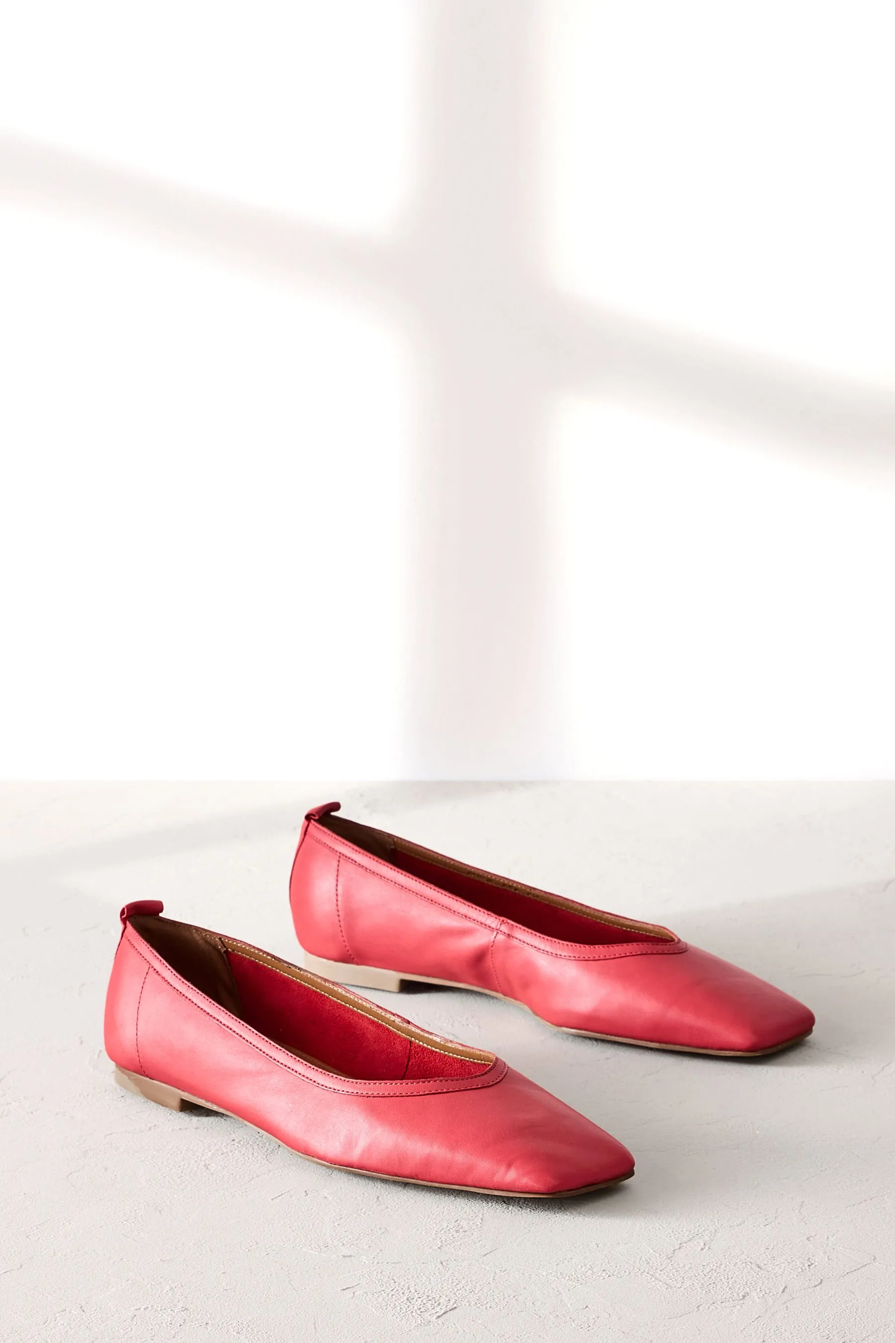 Signature - Ballerine in pelle con punta squadrata    