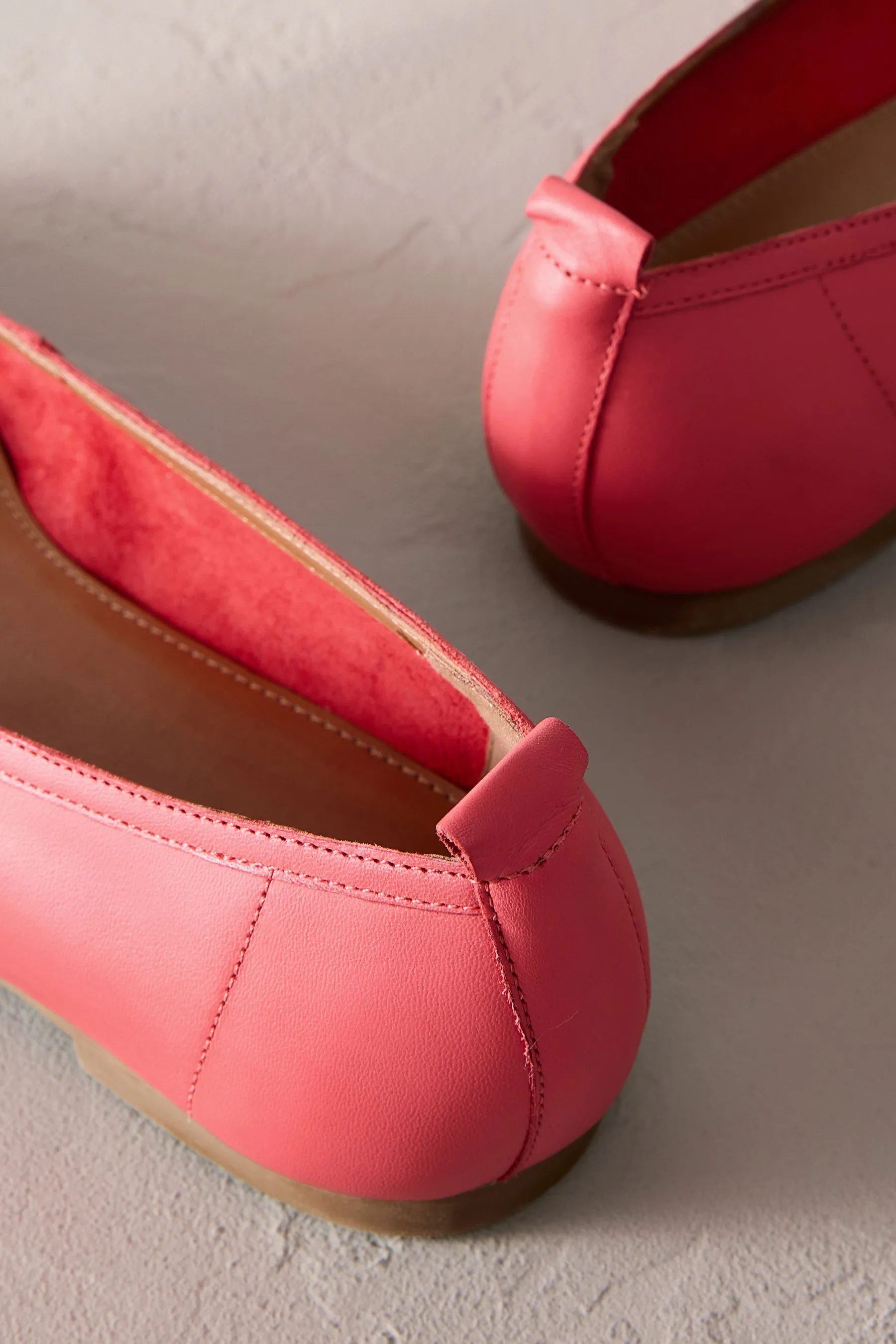 Signature - Ballerine in pelle con punta squadrata    
