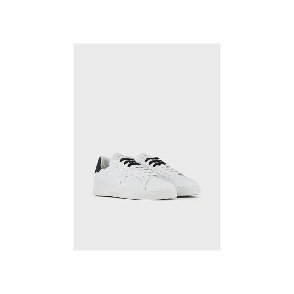 Sneakers in pelle con aquila traforata