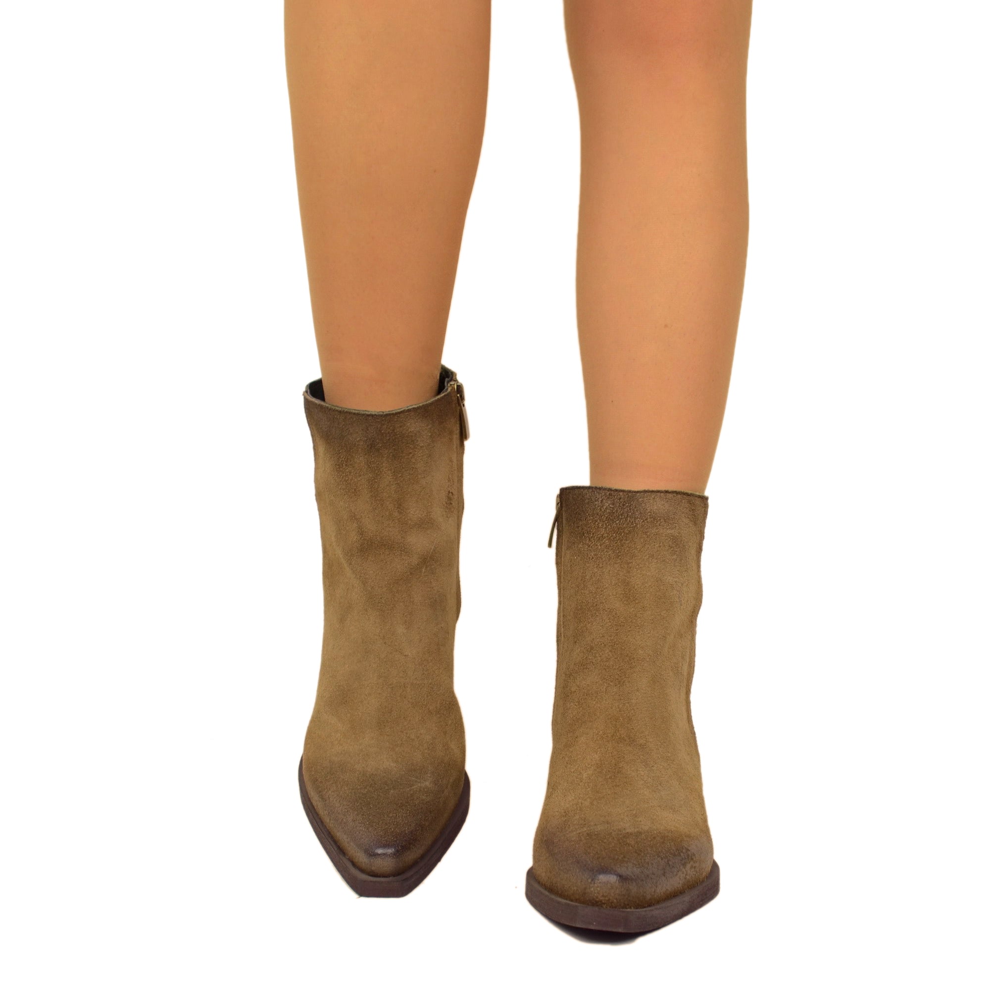 Stivaletti Texani Donna in Pelle Scamosciata Taupe con Zip