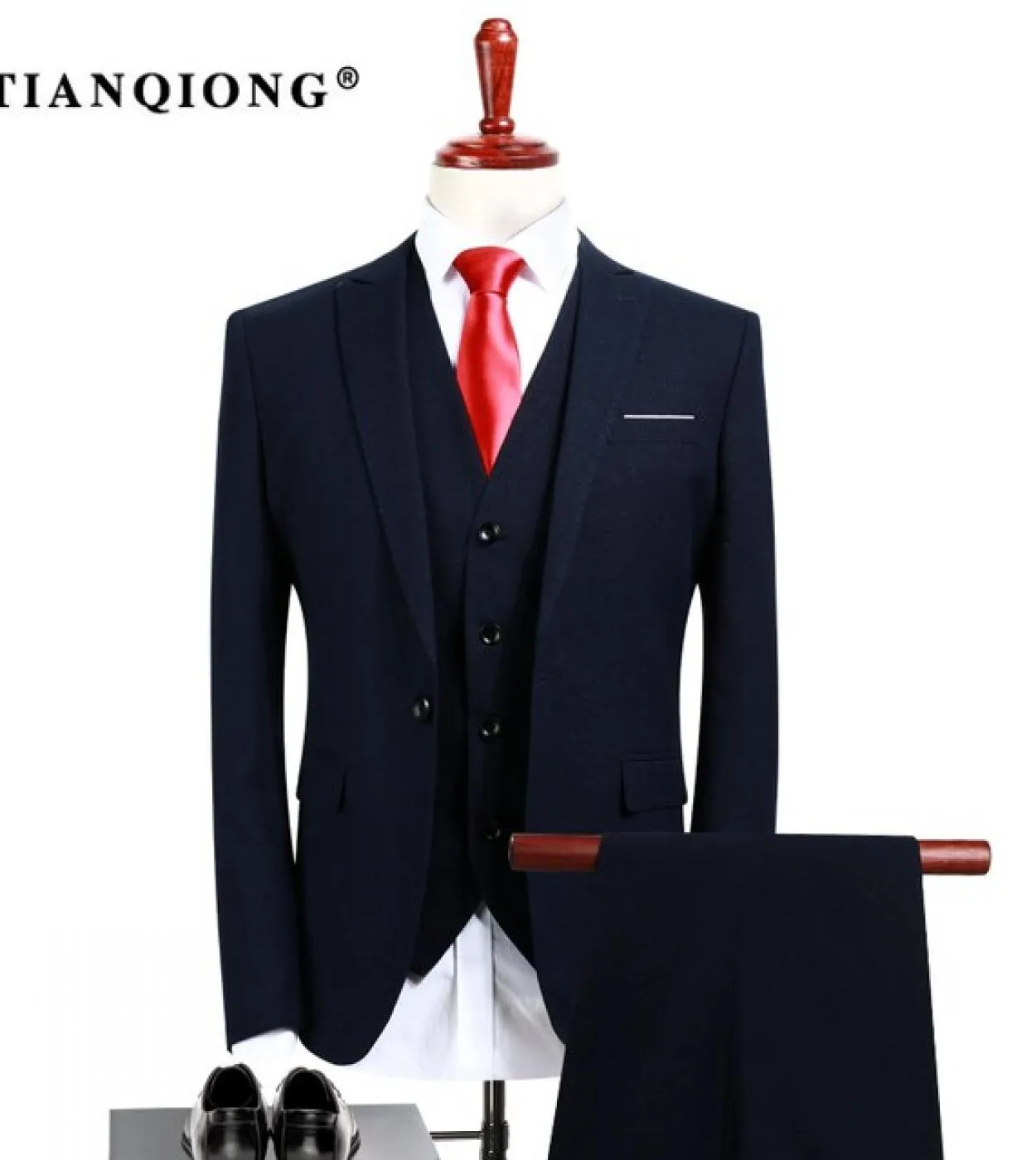 Tian Qiong giacca  gilet  pantaloni Abiti da uomo di alta qualità Moda blu scuro da uomo Slim Fit Business Wedding Men Suit