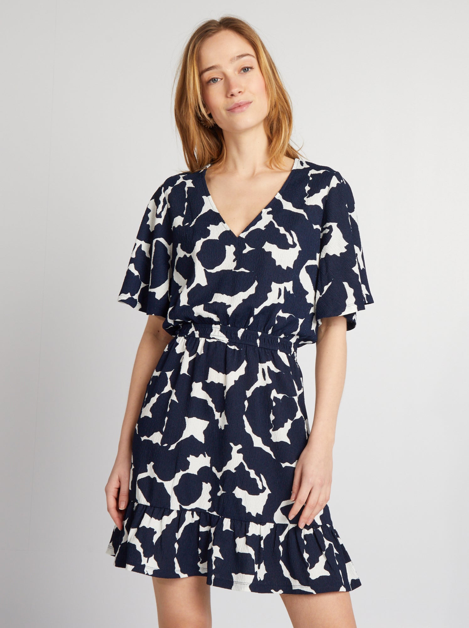 Vestito corto stampato con volant - BLU
